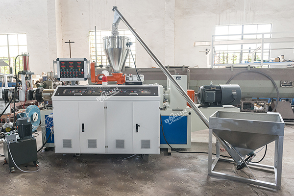Auto loader & Conical Twin Screw Extruder